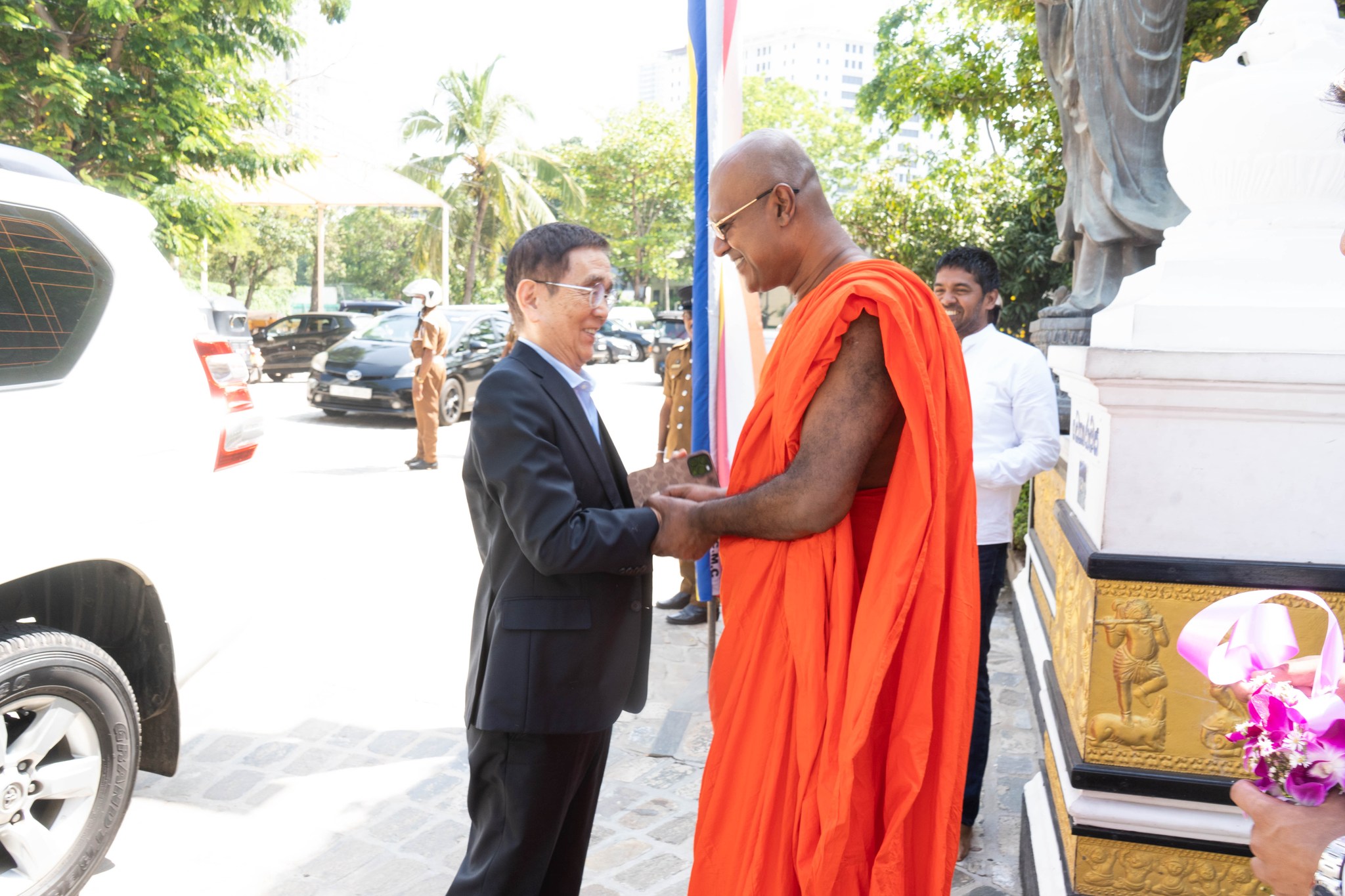 Sri Jinarathana Gamgaramaya ceremony